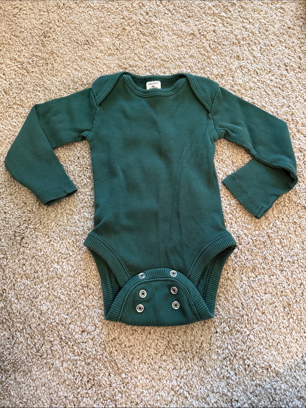 Nordstrom Long-Sleeve Ribbed Onesie in Forest Green